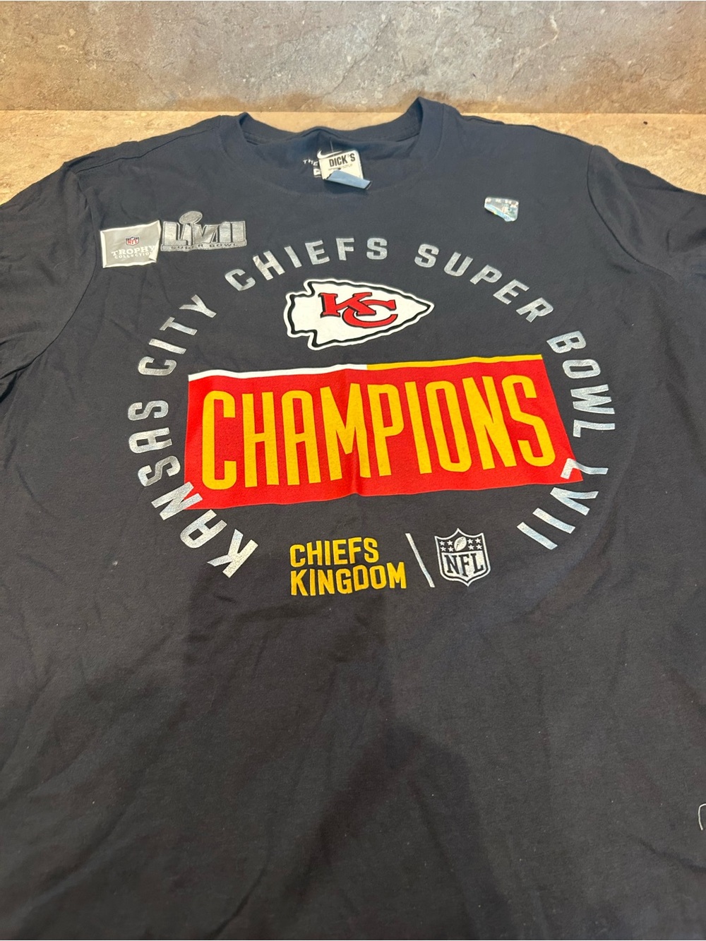 Kansas City Chiefs Dark gray Champions' Short-Sleeve T-Shirt size medium